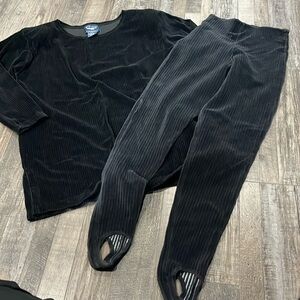 Vintage Best American matching set. Velvet top & bottom. Bottom have heel strap